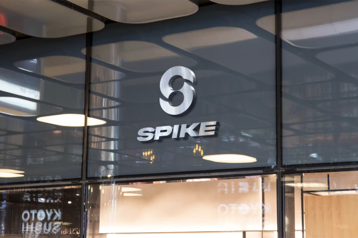 Spike — déclinaison 4